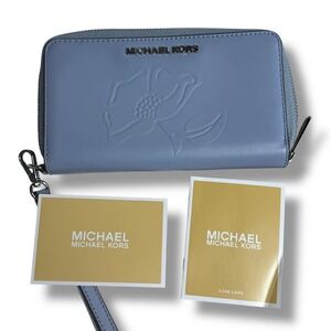 NWT Michael Kors Nouveau Floral Pale Blue Leather Wristlet Wallet Phone Case